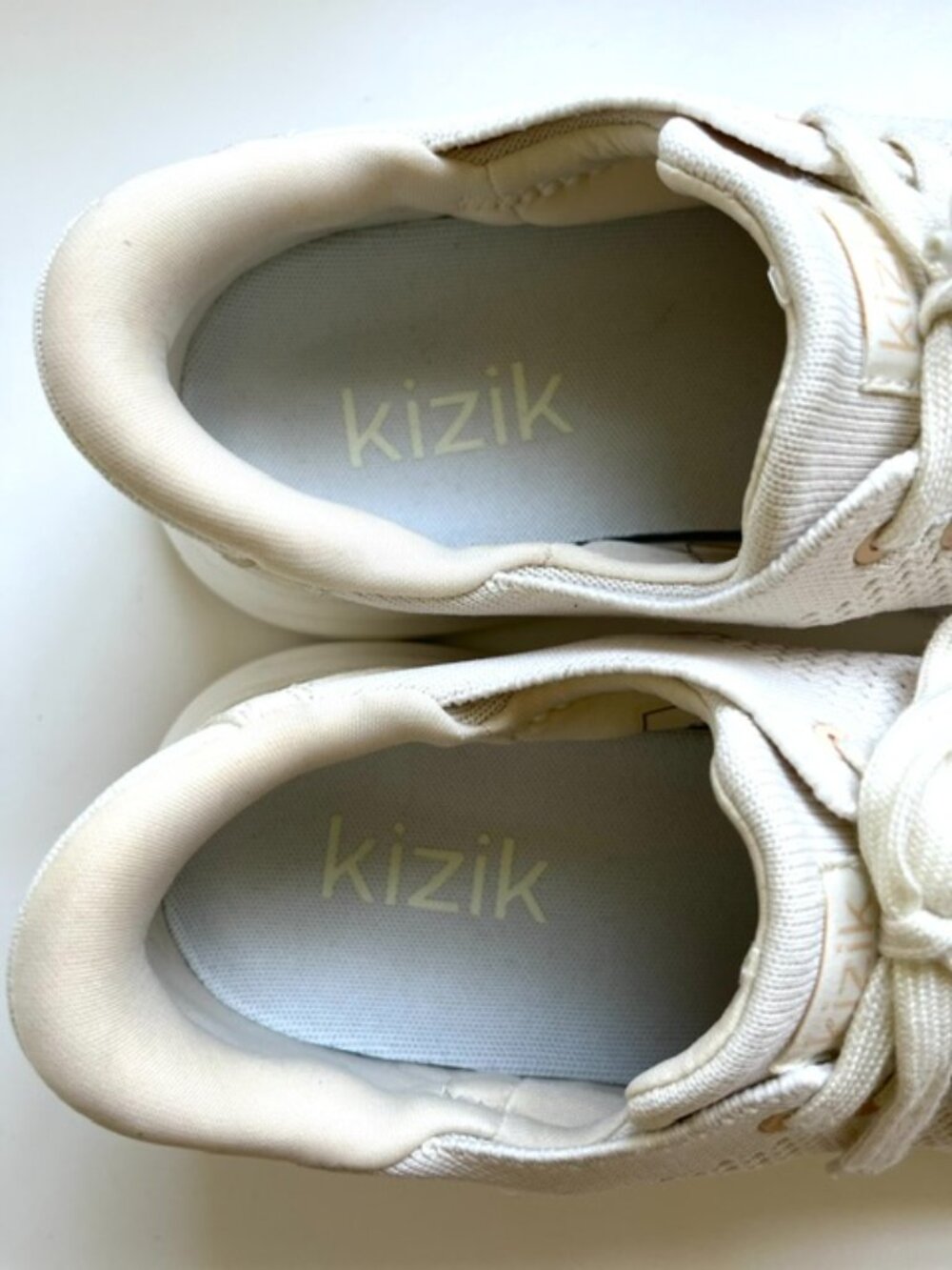 Kizik Lima Sneaker in White Creme | Size 8.5 - Picture 5 of 6